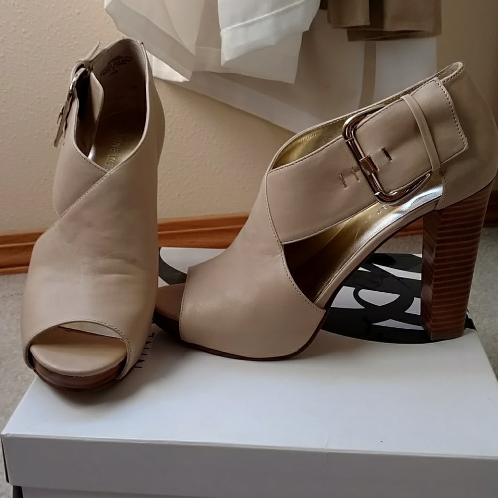 Nine West NWMega